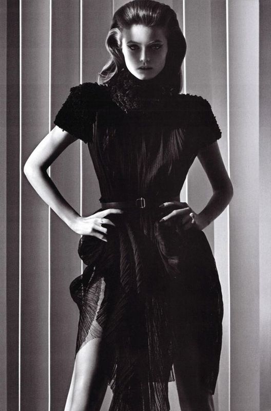 Abbey Lee Kershaw in Vogue Italia | Haut Fashion