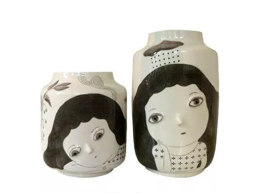 Parfois on s'ennuie, ceramic vases by Nathalie Choux